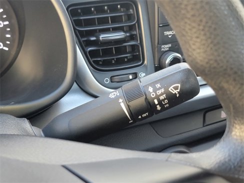 Used 2020 Kia Rio LX image 32