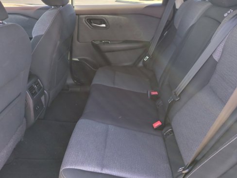 Used 2022 Nissan Rogue SV image 17