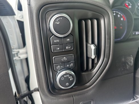 Used 2022 GMC Sierra 1500 Pro w/ Pro Value Package image 12