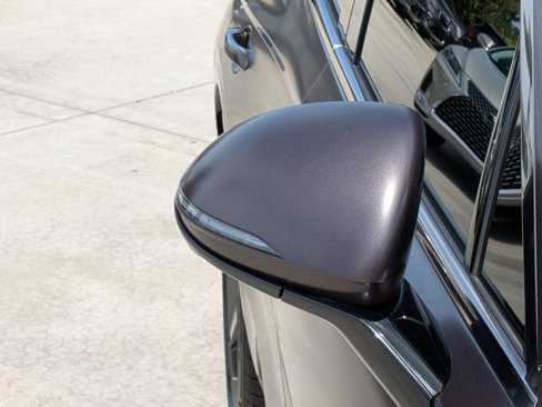 Certified 2023 Genesis GV70 2.5T w/ Sport Prestige Package image 8