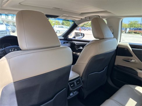 Used 2019 Lexus ES 350 image 15