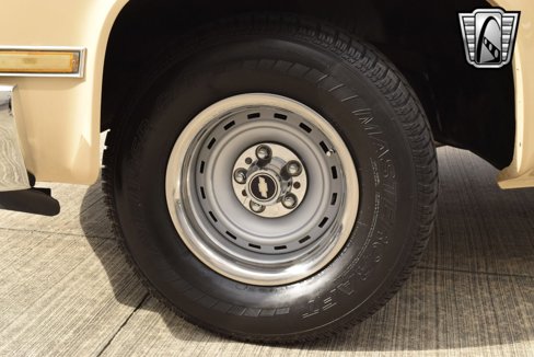 Used 1987 Chevrolet Silverado 1500 1500 image 6