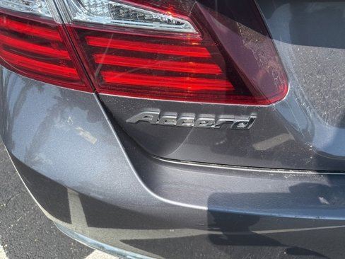 Used 2016 Honda Accord EX-L image 6