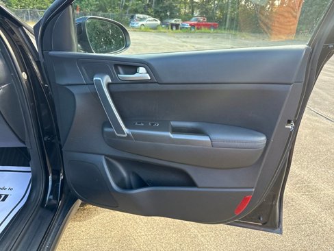 Used 2022 Kia Sportage LX image 33