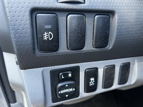 Used 2013 Toyota Tacoma 2WD Access Cab image 15