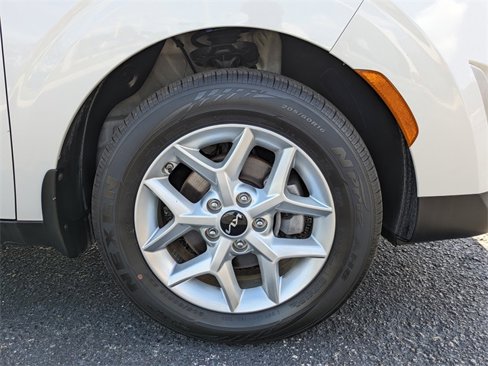 Used 2023 Kia Soul LX w/ Option Group 015 image 11