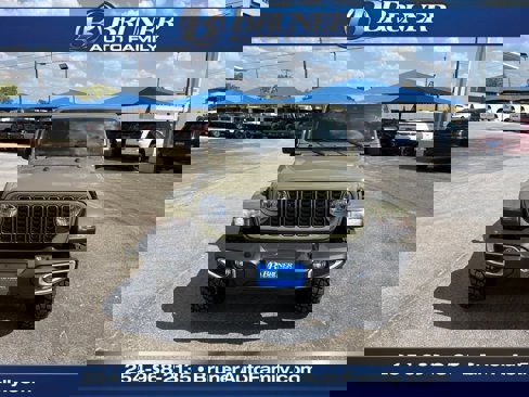 New 2025 Jeep Gladiator Sport image 2