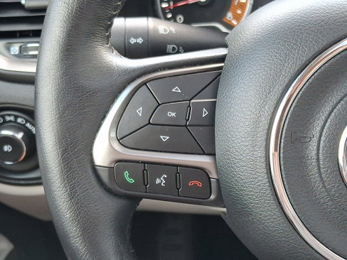 Used 2020 Jeep Renegade Limited w/ UConnect 8.4 Nav Group image 23