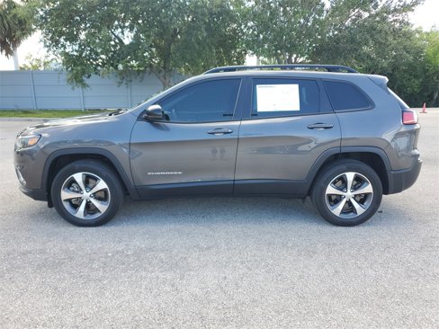 Used 2022 Jeep Cherokee Limited image 8