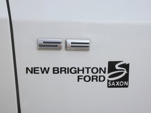 Used 2020 Ford Escape SE image 4