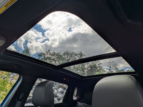 New 2025 Jeep Compass Latitude w/ Sun and Sound Group image 11