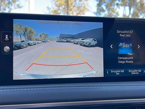 Used 2025 Genesis G70 2.5T image 20