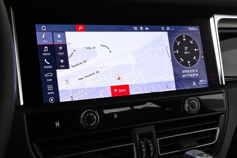 Used 2024 Porsche Macan Turbo image 15