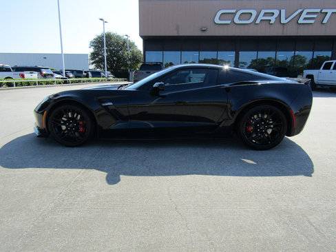 Used 2019 Chevrolet Corvette Z06 w/ Battery Protection Package image 8