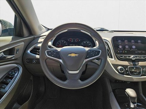 Used 2022 Chevrolet Malibu LS image 11