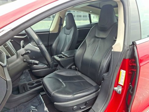 Used 2014 Tesla Model S 60 image 5