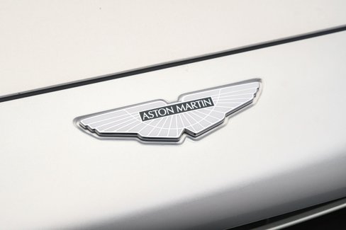 Used 2021 Aston Martin DBX image 27