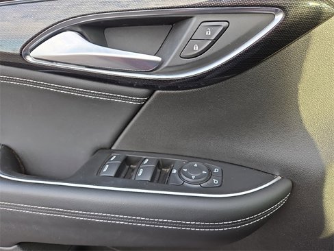Certified 2021 Buick Envision Preferred image 16