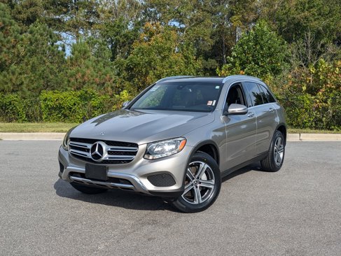 Used 2019 Mercedes-Benz GLC 300 4MATIC image 1