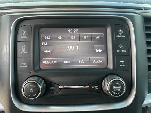 Used 2021 RAM 1500 Classic SLT image 18