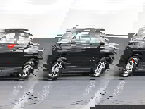 Certified 2022 Chevrolet Equinox LS w/ Driver Confidence II Package image 8