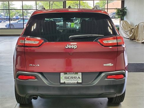 Used 2017 Jeep Cherokee Latitude w/ Cold Weather Group image 5