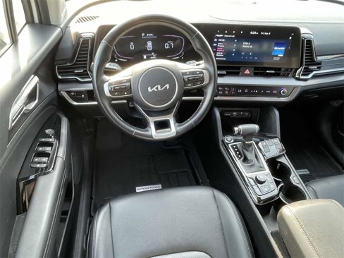 Used 2023 Kia Sportage EX image 13