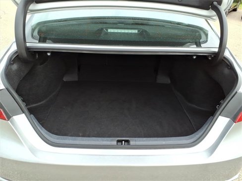 Used 2024 Toyota Camry SE image 7