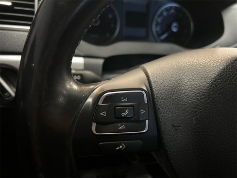 Used 2014 Volkswagen Jetta SE image 24