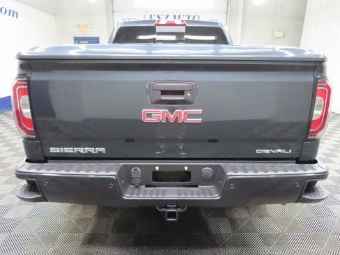 Used 2018 GMC Sierra 1500 Denali w/ Denali Ultimate Package image 31