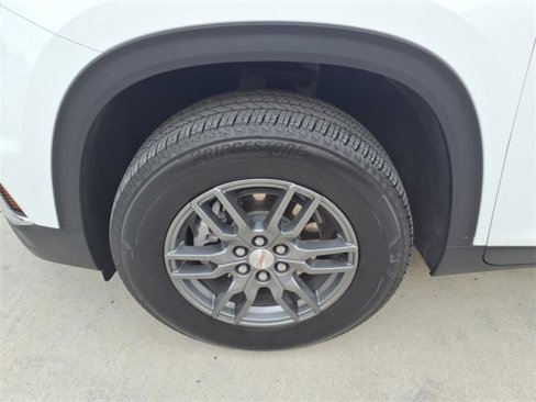 Used 2025 GMC Acadia Elevation image 26