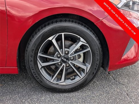 Used 2023 Kia Forte LXS image 11
