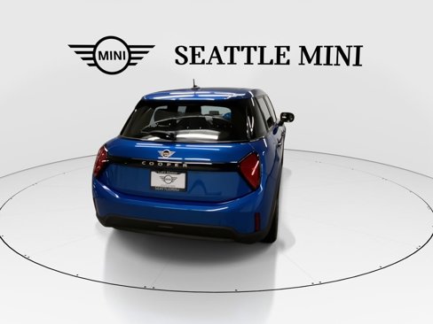 New 2025 MINI Cooper 4-Door Hardtop image 10