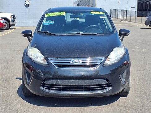 Used 2013 Ford Fiesta SE image 18