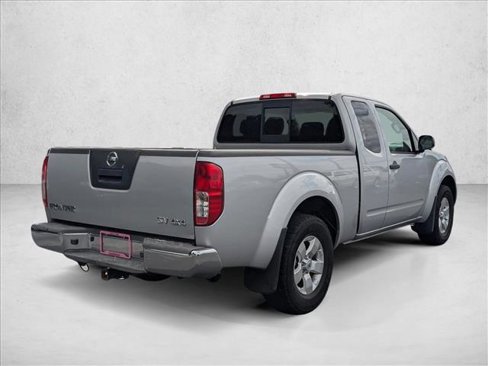 Used 2012 Nissan Frontier SV w/ SV Premium Utility Pkg image 5