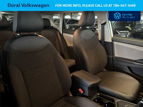 Certified 2022 Volkswagen Taos SE image 27
