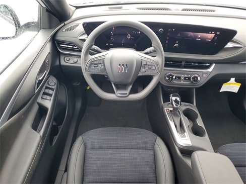 New 2025 Buick Envista Preferred w/ Advanced Safety Package image 24
