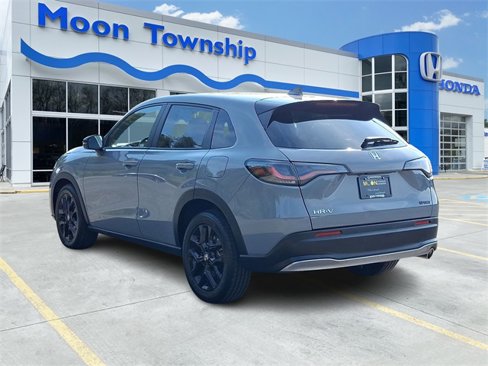 Used 2023 Honda HR-V Sport image 4