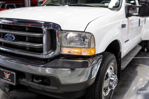 Used 2002 Ford F350 Lariat image 26