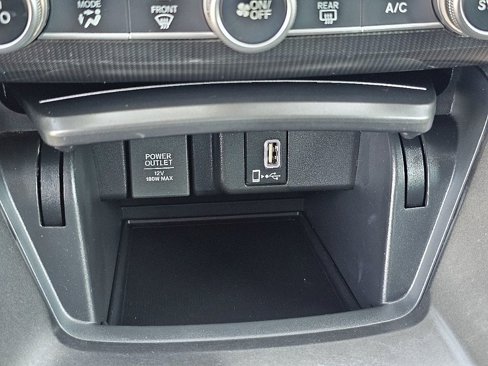 Used 2018 Honda Accord Sport image 28