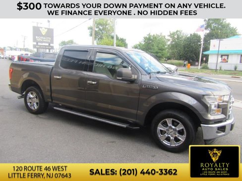 Used 2017 Ford F150 XLT w/ Equipment Group 302A Luxury image 2