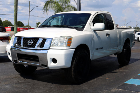 Used 2006 Nissan Titan XE w/ (W02) Preferred Pkg image 2
