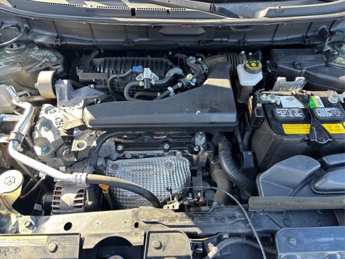 Used 2016 Nissan Rogue SV w/ SV Premium Package image 13