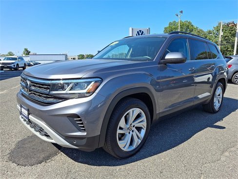 Used 2021 Volkswagen Atlas SE w/ Towing Package image 3
