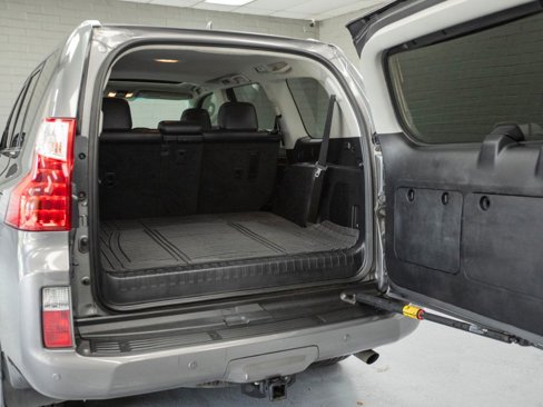 Used 2013 Lexus GX 460 image 31