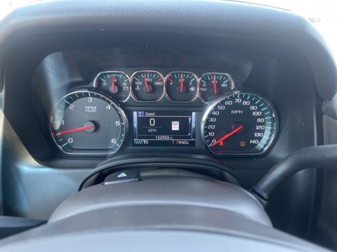Used 2018 Chevrolet Tahoe LT w/ LT Signature Package image 24