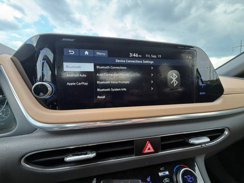 Used 2020 Hyundai Sonata Limited image 16