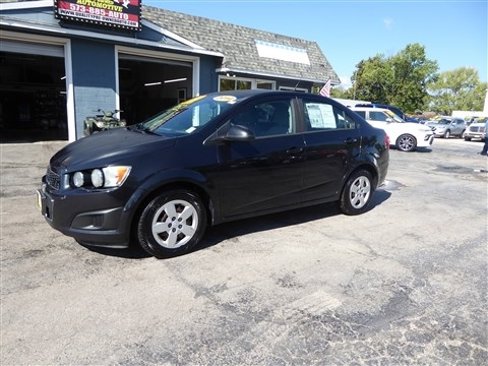 Used 2014 Chevrolet Sonic LS image 3