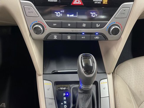 Used 2017 Hyundai Elantra Value Edition image 19