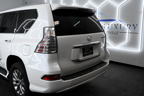 Used 2017 Lexus GX 460 Luxury w/ Preferred Accessory Package image 11